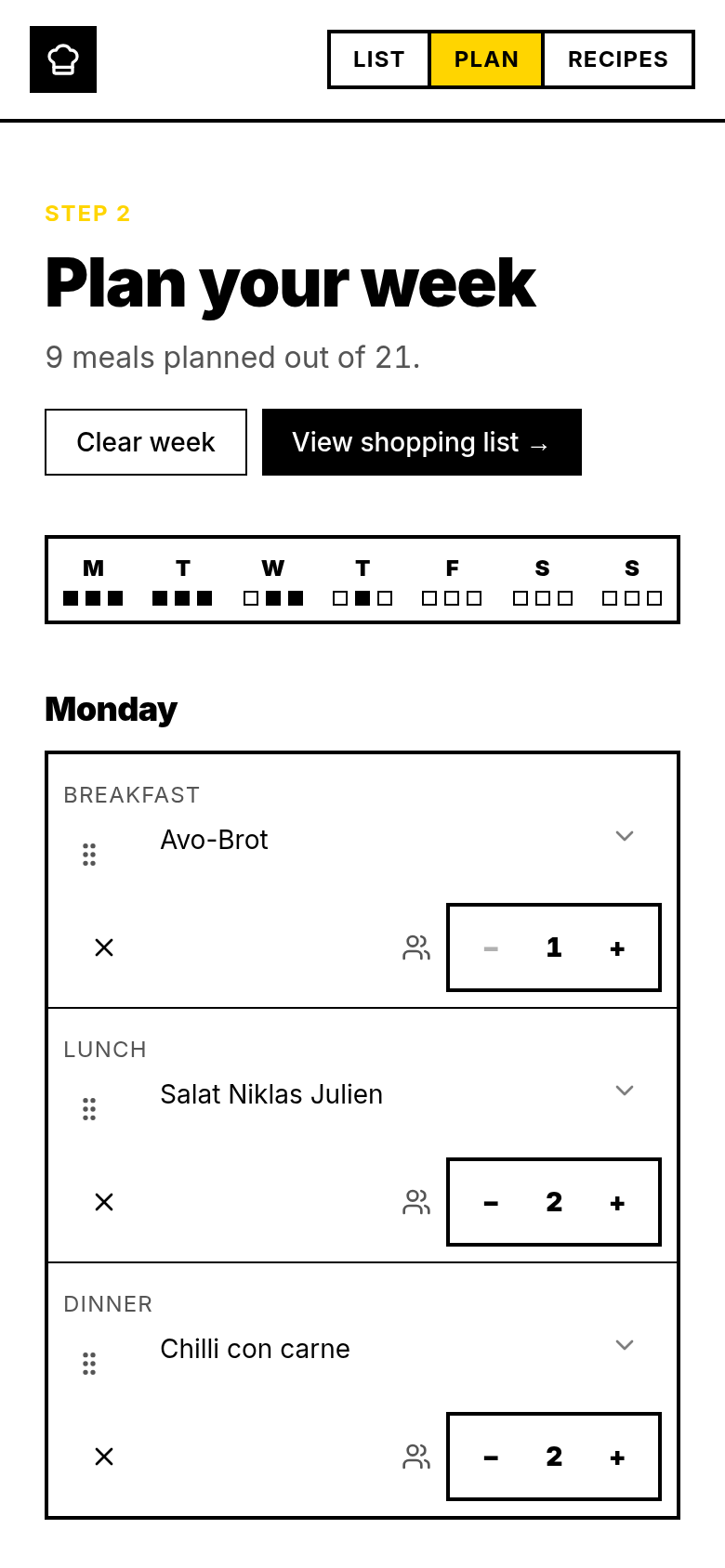 Der Wochenplaner: eine Übersicht der sieben Tage und der Montag mit Frühstück, Mittag und Abend, jeweils mit Portionsauswahl.